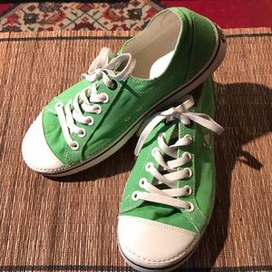 12hr SALE🎉Crocs Sneakers Bright Green 10